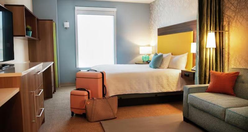 Home2 Suites By Hilton Boston Franklin Eksteriør billede